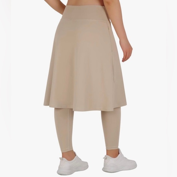 NWOT Women’s Athletic Skirt with Ankle Leggings - Picture 8 of 8